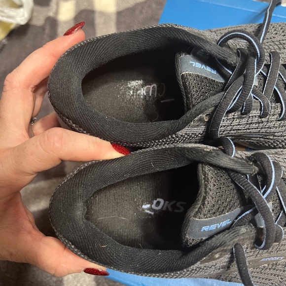 Brooks Revel 3 - Picture 3 of 6